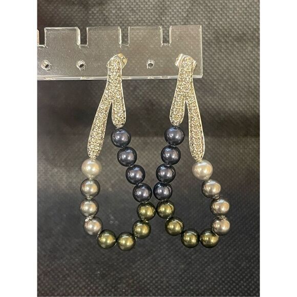 Swarovski Pearl & Crystal Earring - Picture 3 of 5
